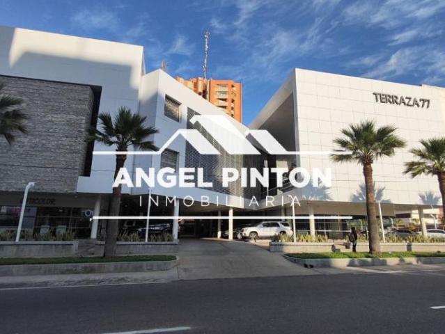 Local Comercial en alquiler en Cacique Mara, Maracaibo