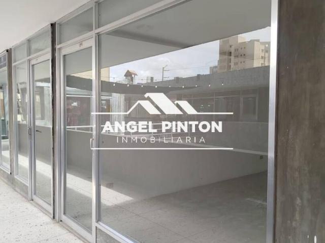 Local Comercial en alquiler en Cacique Mara, Maracaibo