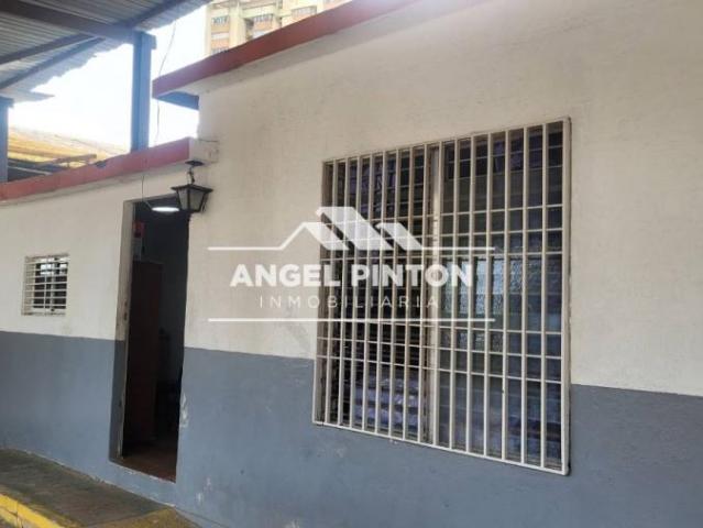 Local Comercial en alquiler en Cacique Mara, Maracaibo