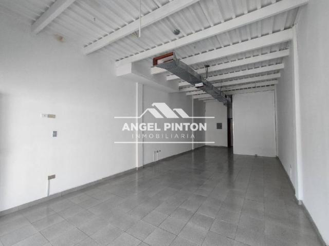 Local Comercial en alquiler en Cacique Mara, Maracaibo