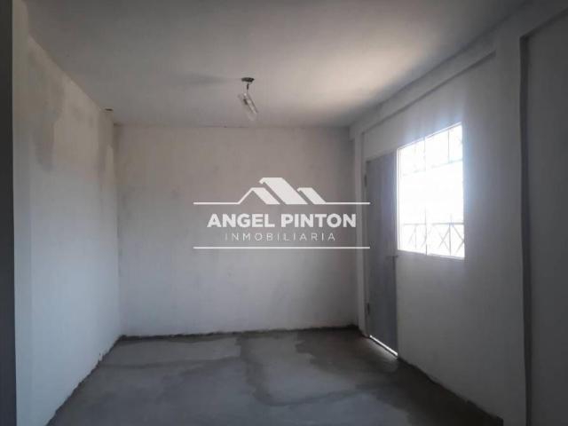 Local Comercial en alquiler en Cacique Mara, Maracaibo