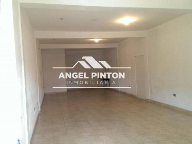 Local Comercial en alquiler en Cacique Mara, Maracaibo