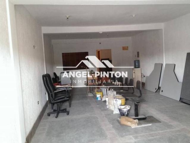 Local Comercial en alquiler en Cacique Mara, Maracaibo