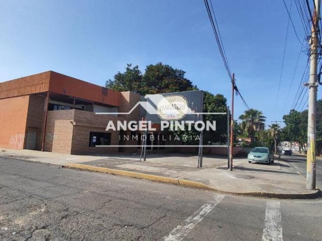 Local Comercial en alquiler en Cacique Mara, Maracaibo