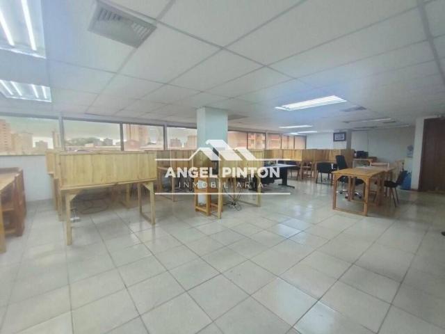 Local Comercial en alquiler en Cacique Mara, Maracaibo