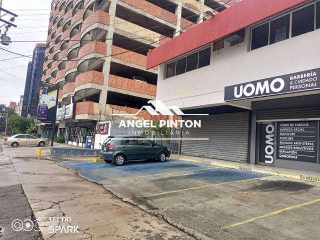 Local Comercial en alquiler en Cacique Mara, Maracaibo