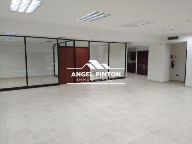 Local Comercial en alquiler en Cacique Mara, Maracaibo
