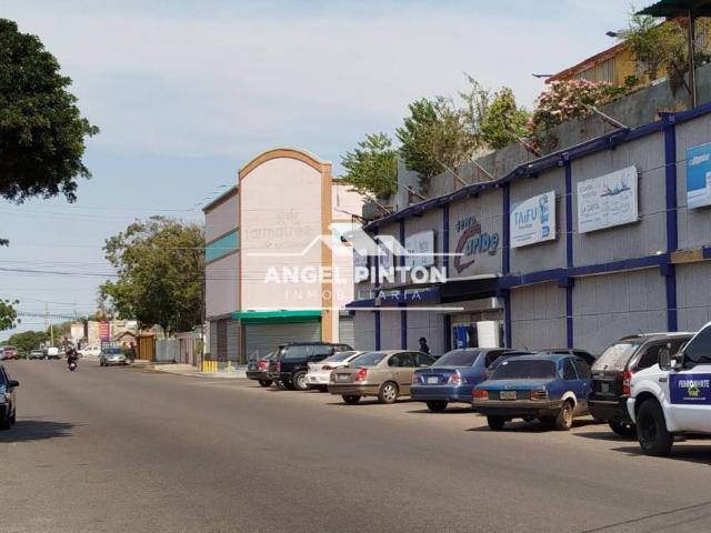 Local Comercial en alquiler en Cacique Mara, Maracaibo