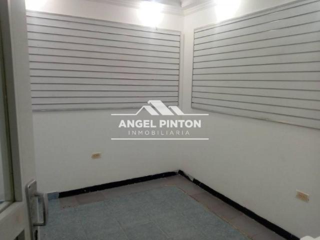Local Comercial en alquiler en Cacique Mara, Maracaibo