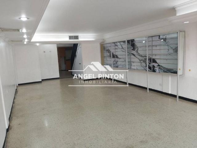 Local Comercial en alquiler en Cacique Mara, Maracaibo
