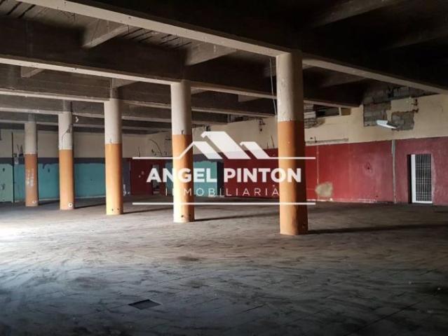 Local Comercial en alquiler en Cacique Mara, Maracaibo