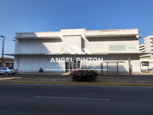 Local Comercial en alquiler en Cacique Mara, Maracaibo