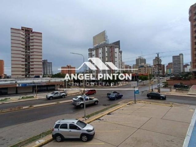Local Comercial en alquiler en Cacique Mara, Maracaibo