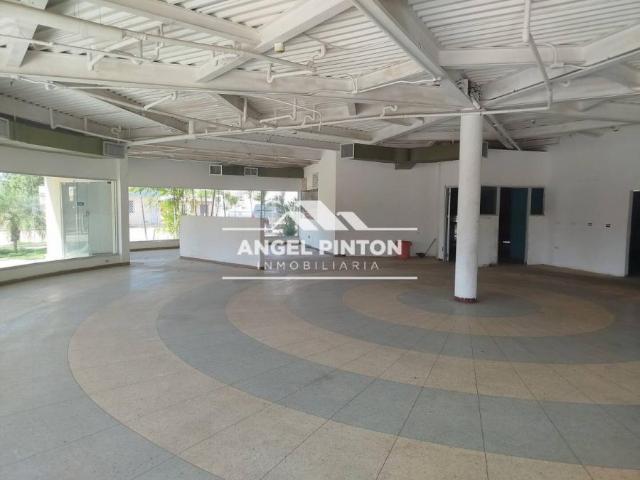 Local Comercial en alquiler en Cacique Mara, Maracaibo