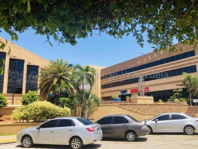 Local Comercial en alquiler en Cacique Mara, Maracaibo