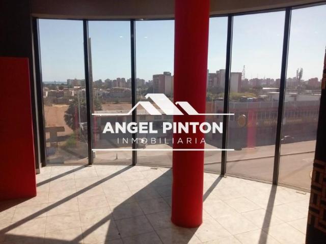 Local Comercial en alquiler en Cacique Mara, Maracaibo