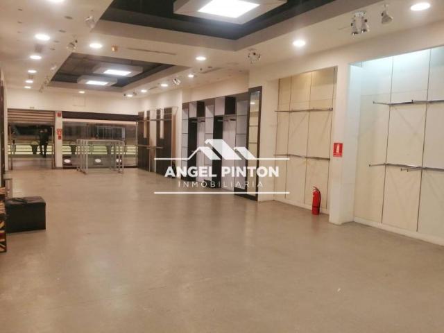 Local Comercial en alquiler en Cacique Mara, Maracaibo