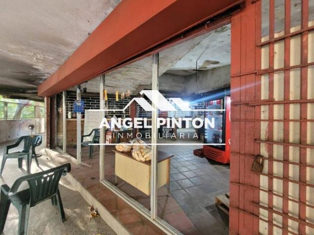 Local Comercial en alquiler en Cacique Mara, Maracaibo