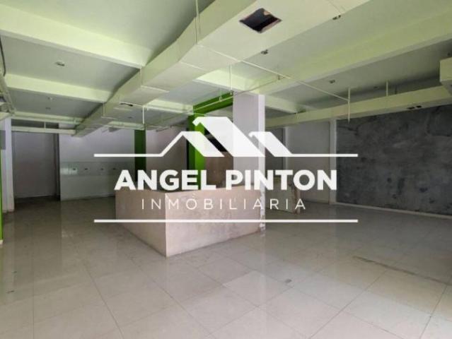 Local Comercial en alquiler en Cacique Mara, Maracaibo