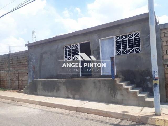 Local Comercial en alquiler en Cacique Mara, Maracaibo
