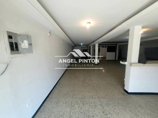 Local Comercial en alquiler en Cacique Mara, Maracaibo