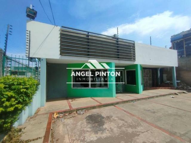 Local Comercial en alquiler en Cacique Mara, Maracaibo