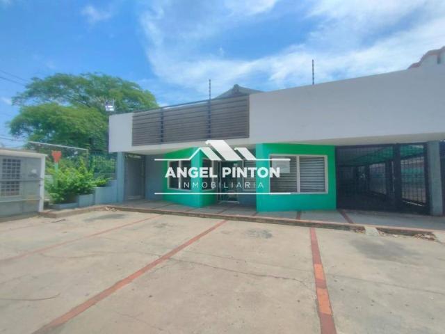 Local Comercial en alquiler en Cacique Mara, Maracaibo