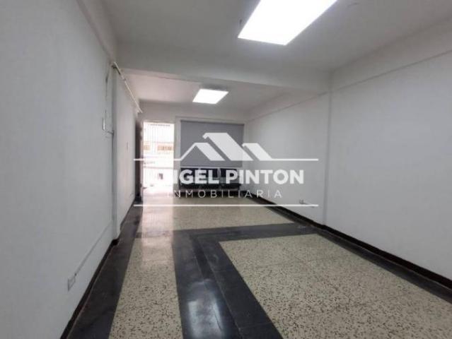 Local Comercial en alquiler en Cacique Mara, Maracaibo