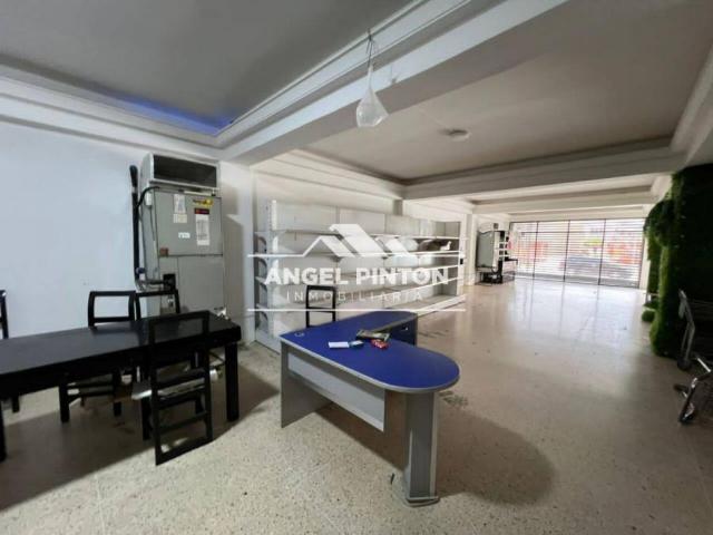 Local Comercial en alquiler en Cacique Mara, Maracaibo