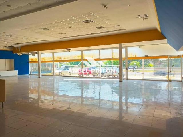 Local Comercial en alquiler en Cacique Mara, Maracaibo
