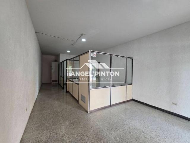 Local Comercial en alquiler en Cacique Mara, Maracaibo