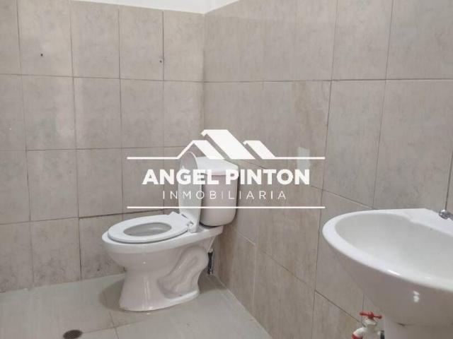 Local Comercial en alquiler en Cacique Mara, Maracaibo