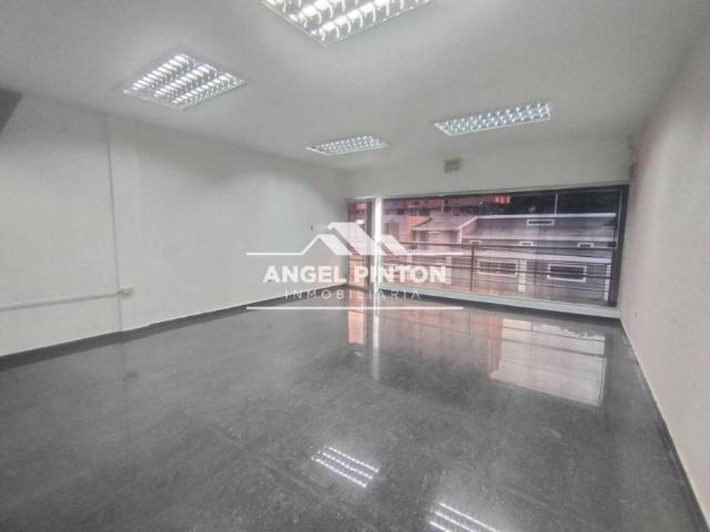 Local Comercial en alquiler en Cacique Mara, Maracaibo