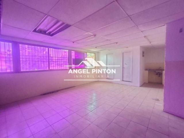 Local Comercial en alquiler en Cacique Mara, Maracaibo