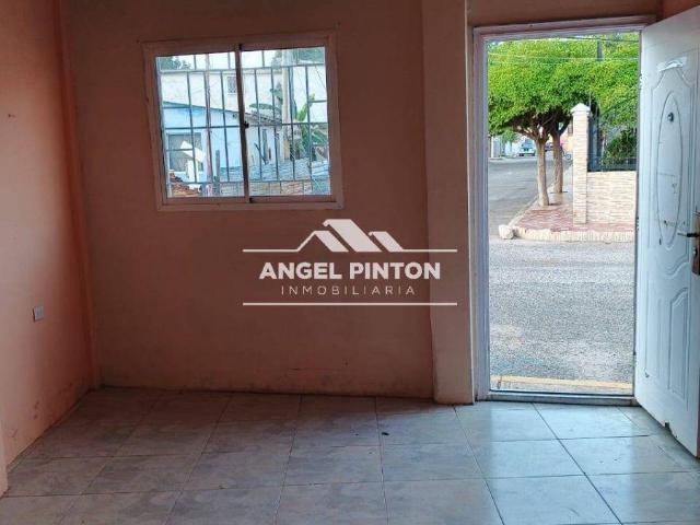 Local Comercial en alquiler en Cacique Mara, Maracaibo
