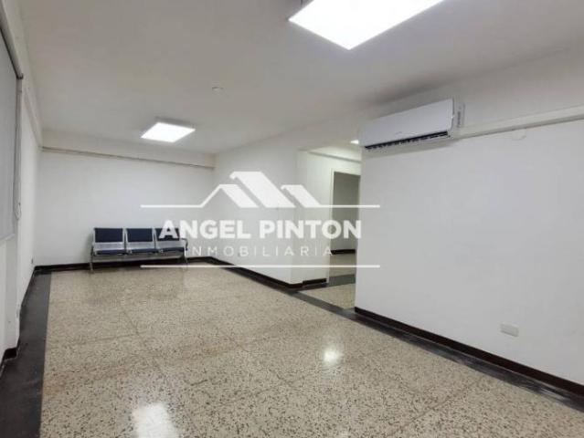 Local Comercial en alquiler en Cacique Mara, Maracaibo