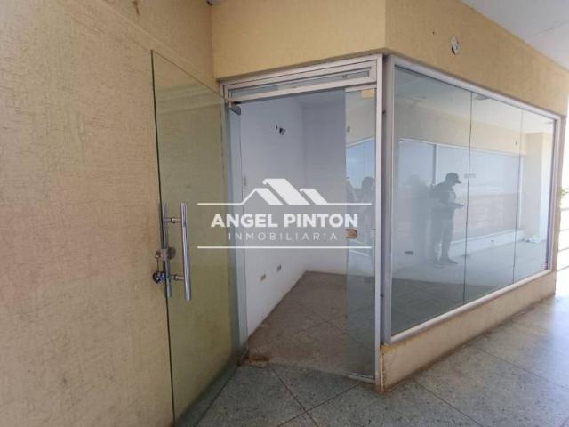 Local Comercial en alquiler en Cacique Mara, Maracaibo