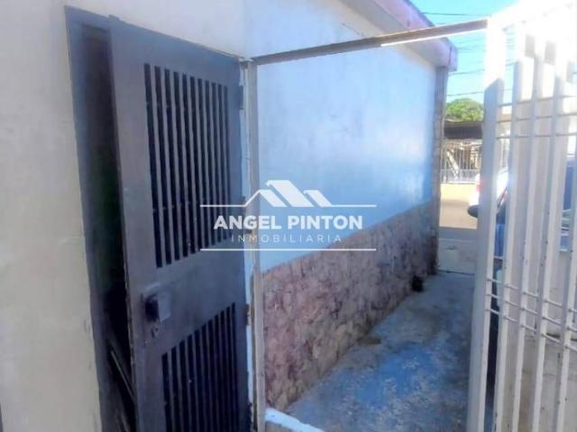 Local Comercial en alquiler en Cacique Mara, Maracaibo