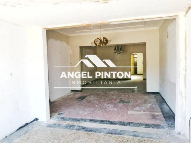 Local Comercial en alquiler en Cacique Mara, Maracaibo