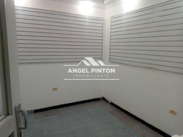 Local Comercial en alquiler en Cacique Mara, Maracaibo