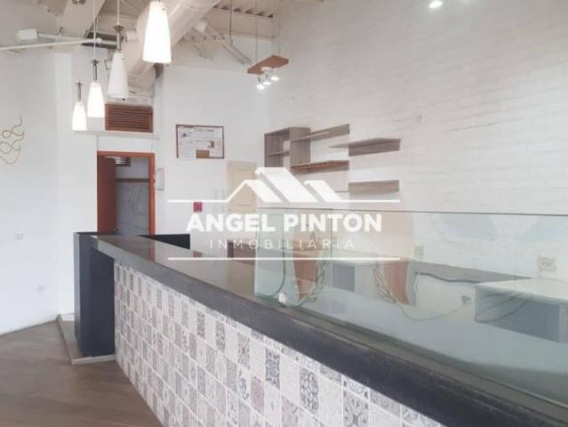 Local Comercial en alquiler en Cacique Mara, Maracaibo