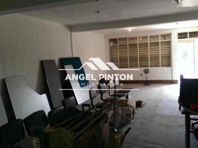 Local Comercial en alquiler en Cacique Mara, Maracaibo