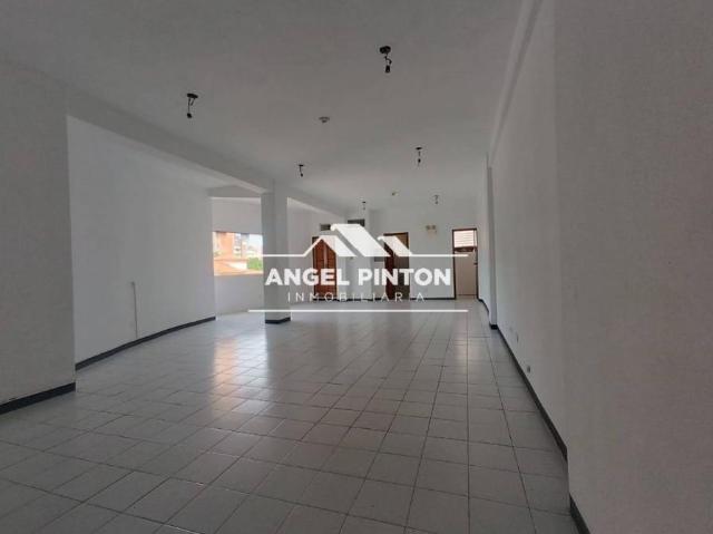 Local Comercial en alquiler en Cacique Mara, Maracaibo