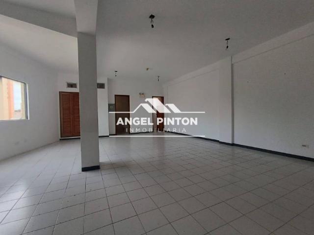 Local Comercial en alquiler en Cacique Mara, Maracaibo