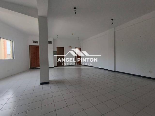Local Comercial en alquiler en Cacique Mara, Maracaibo