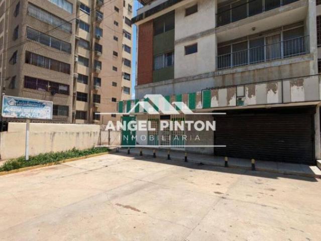Local Comercial en alquiler en Cacique Mara, Maracaibo