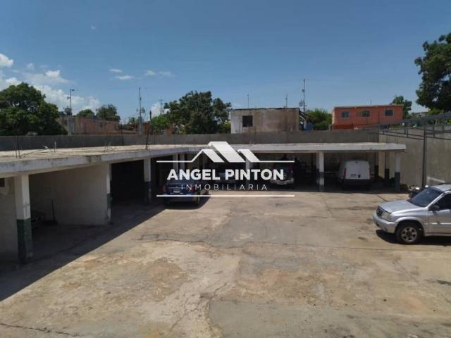 Local Comercial en alquiler en Cacique Mara, Maracaibo