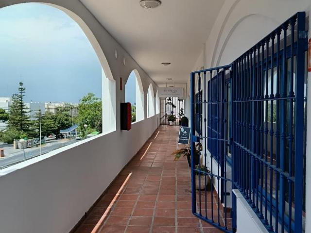 Local Comercial en alquiler en Urbanización Sitio de Calahonda, Costa del Sol Occidental