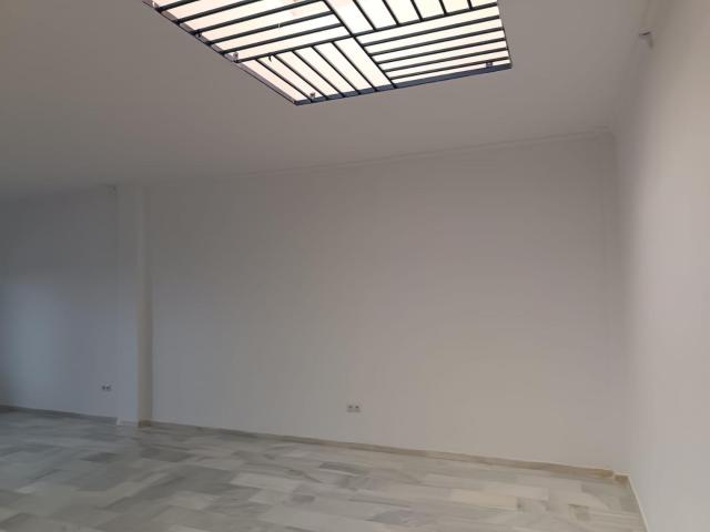Local Comercial en alquiler en Urbanización Sitio de Calahonda, Costa del Sol Occidental