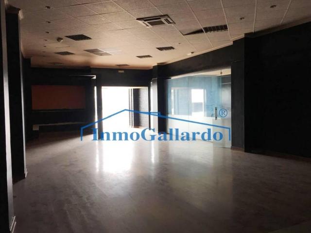 Local Comercial en alquiler en Vélez-málaga, Caleta 2000